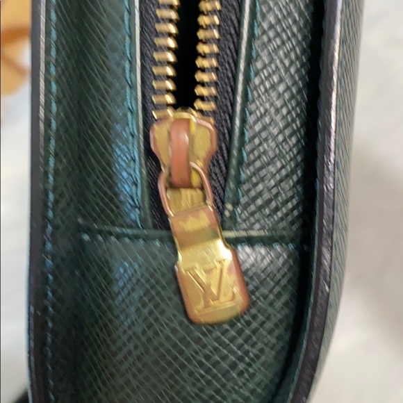 Authentic Louis Vuitton orsay wristlet - Picture 9 of 13